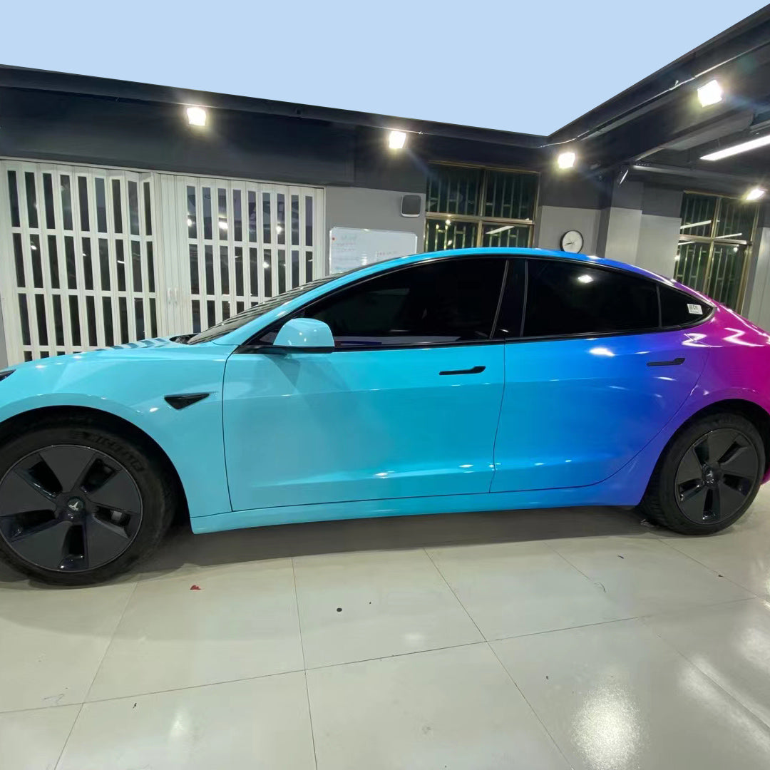 Tesla tri color gradient